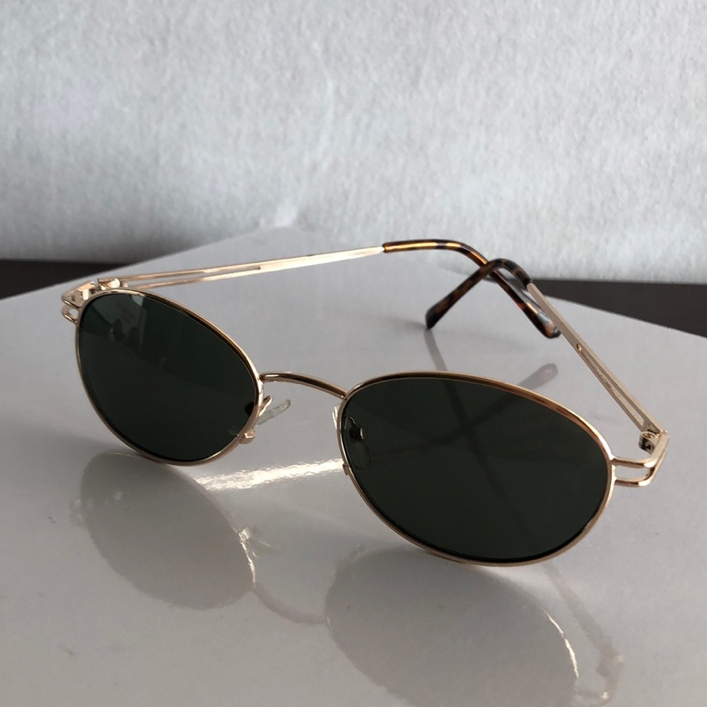 Vintage style sunglasses